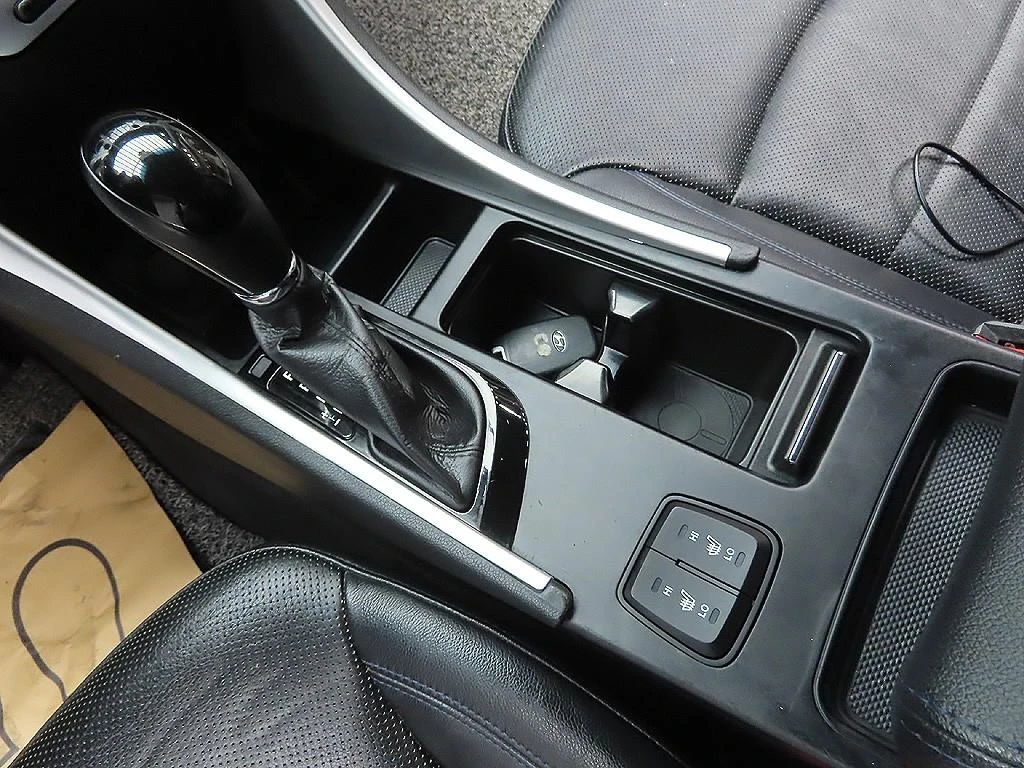 Hyundai Sonata Hybrid, 2012 — фото 12
