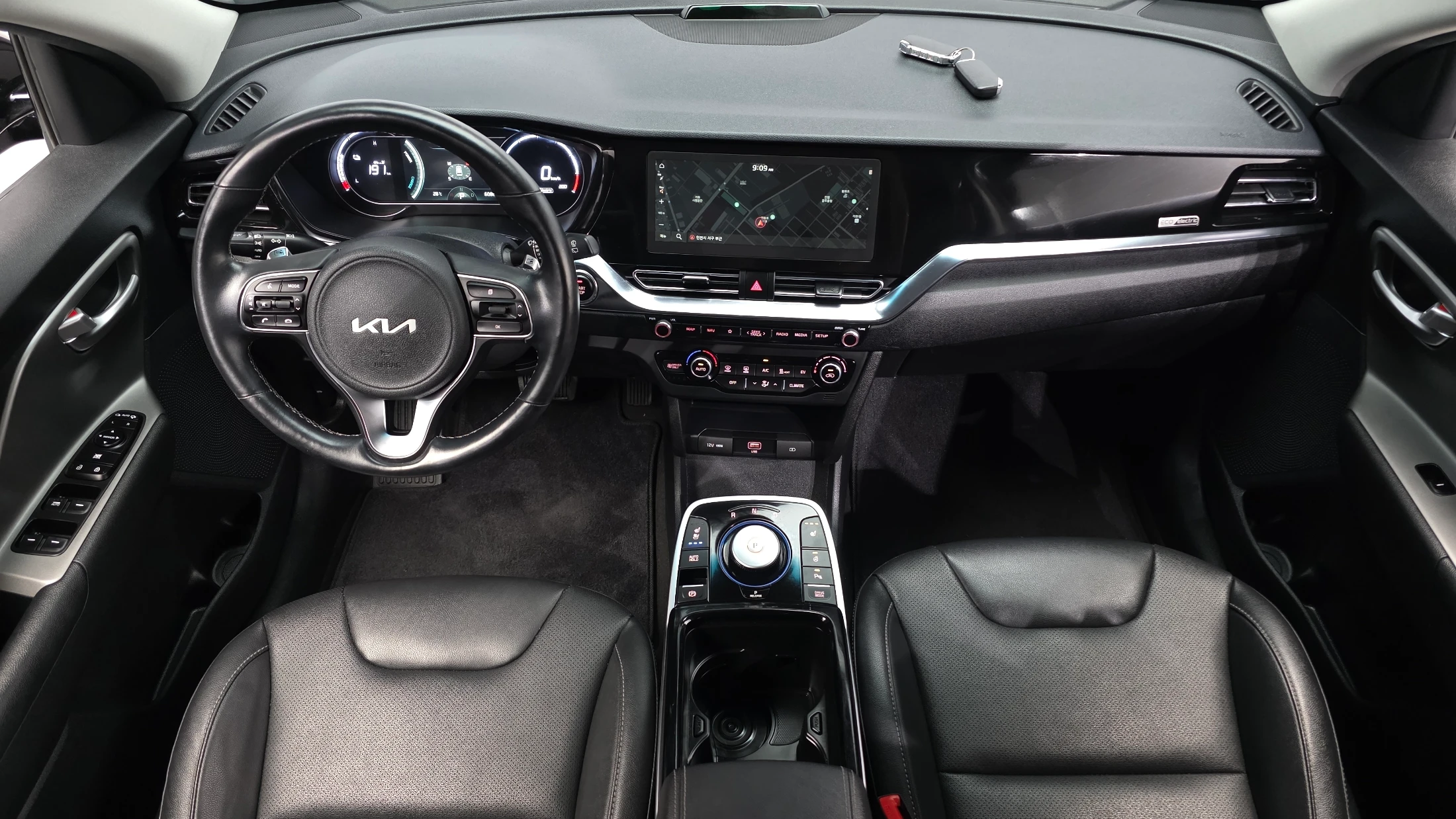 Kia Niro Plus, 2022 — фото 7