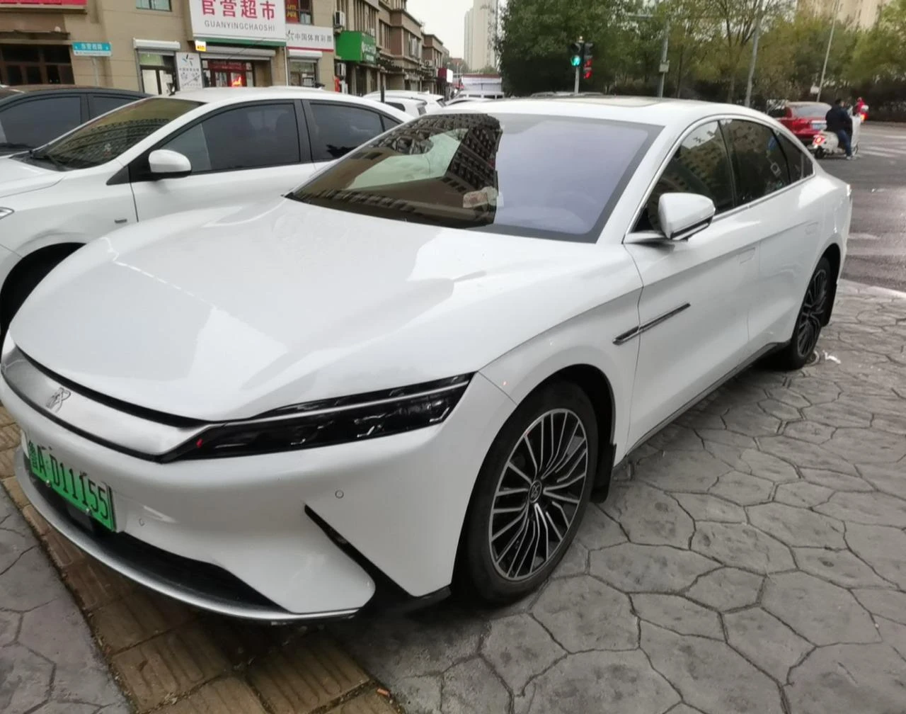 BYD Han EV