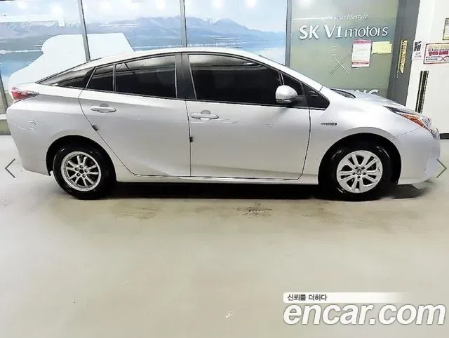 Toyota Prius, 2016 — фото 3