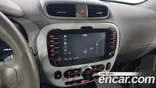 Kia Soul EV, 2015 — фото 16