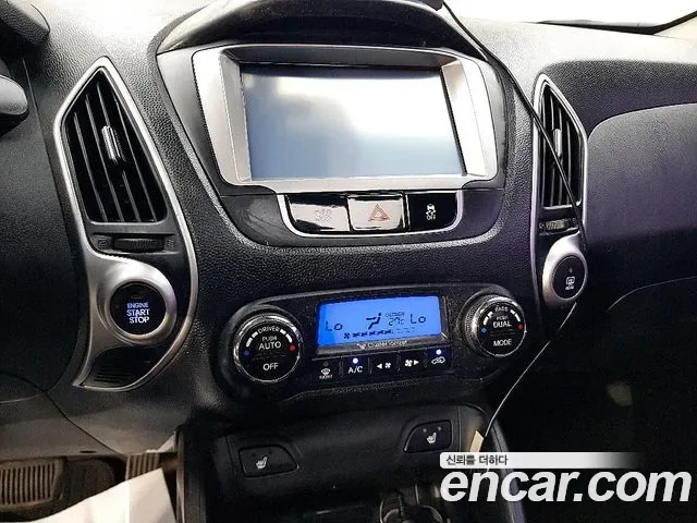 Hyundai Tucson ix, 2011 — фото 11