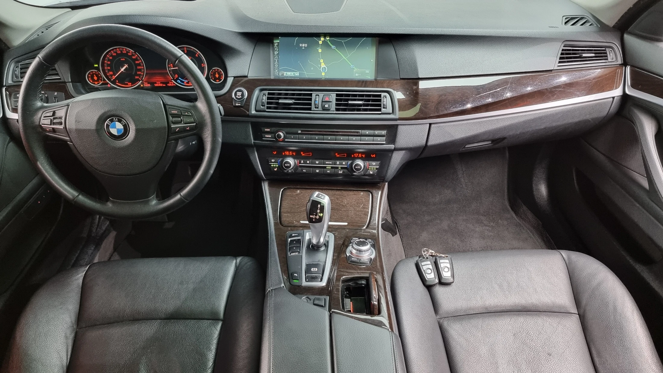 BMW 5-Series F10, 2013 — фото 7