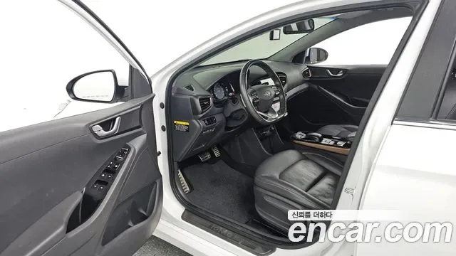 Hyundai Ioniq Ionic Electric, 2017 — фото 10