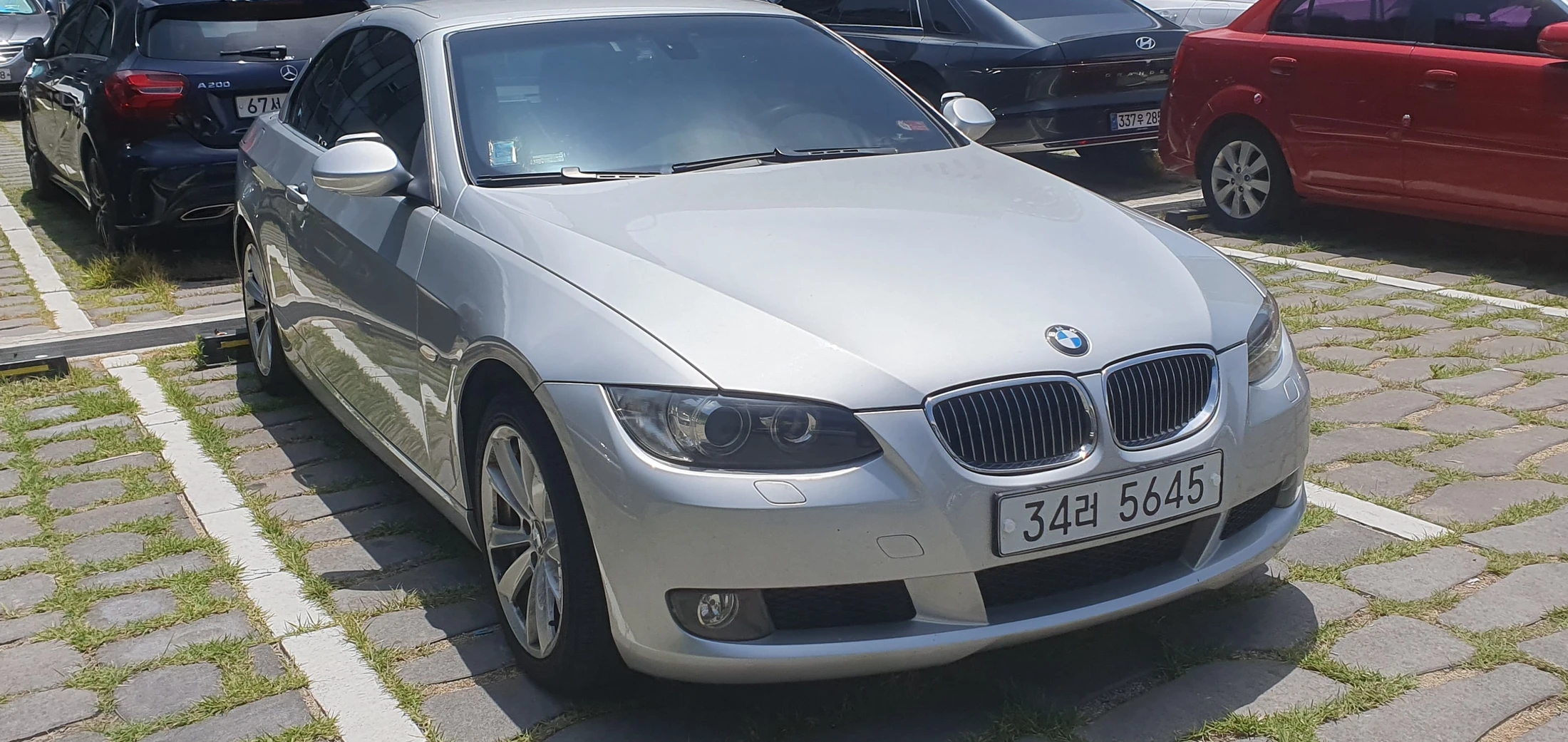 BMW 3-Series E90