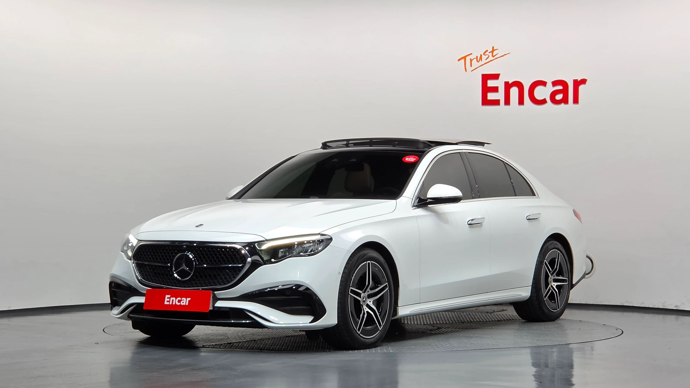 Mercedes-Benz E-Class W214