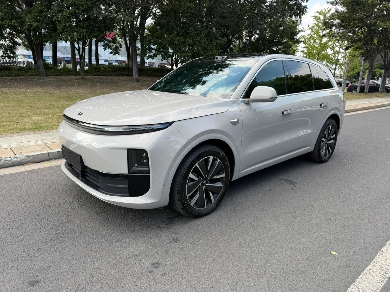 Li Auto Ideal L6