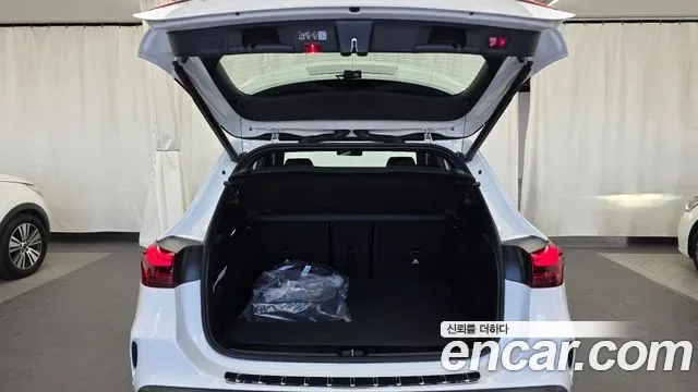 Mercedes-Benz Eqa H243, 2025 — фото 20