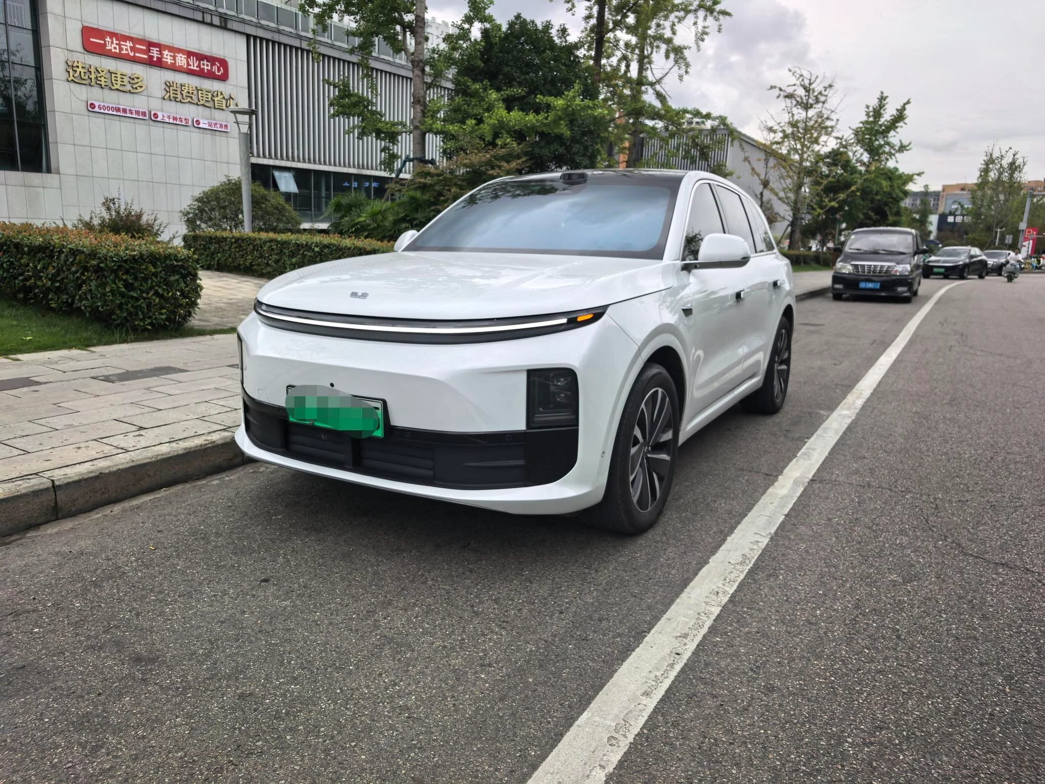 Li Auto Ideal L6