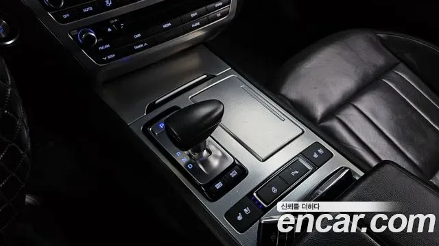 Genesis G80, 2017 — фото 9