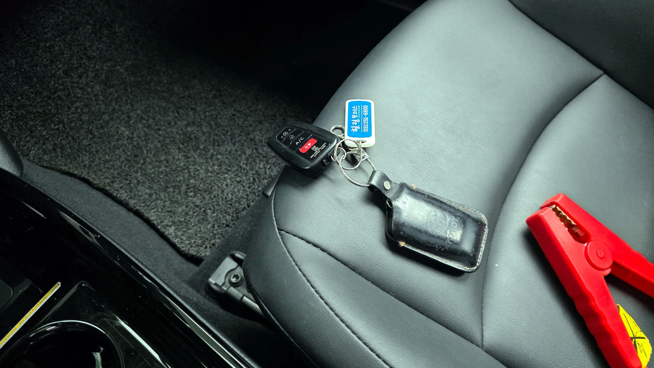 Toyota Prius Prime, 2018 — фото 19