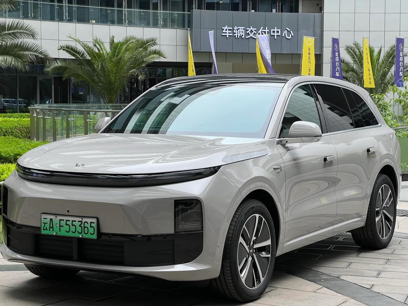 Li Auto Ideal L6