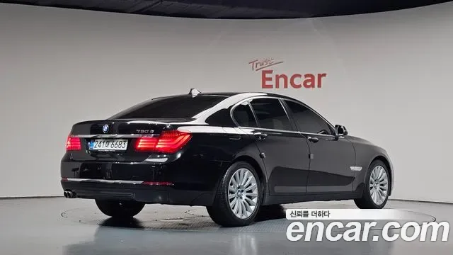 BMW 7-Series F01, 2013 — фото 2