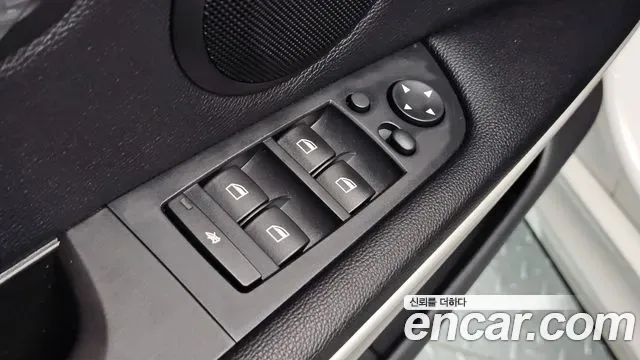 BMW 3-Series E90, 2011 — фото 19
