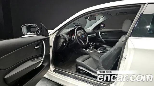 BMW 1-Series E82, 2011 — фото 10