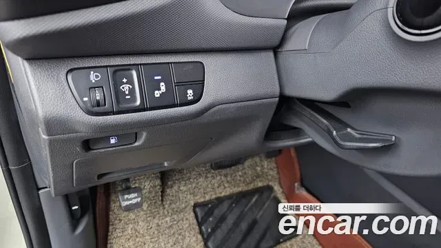 Hyundai Ioniq Ionic Hybrid, 2016 — фото 14