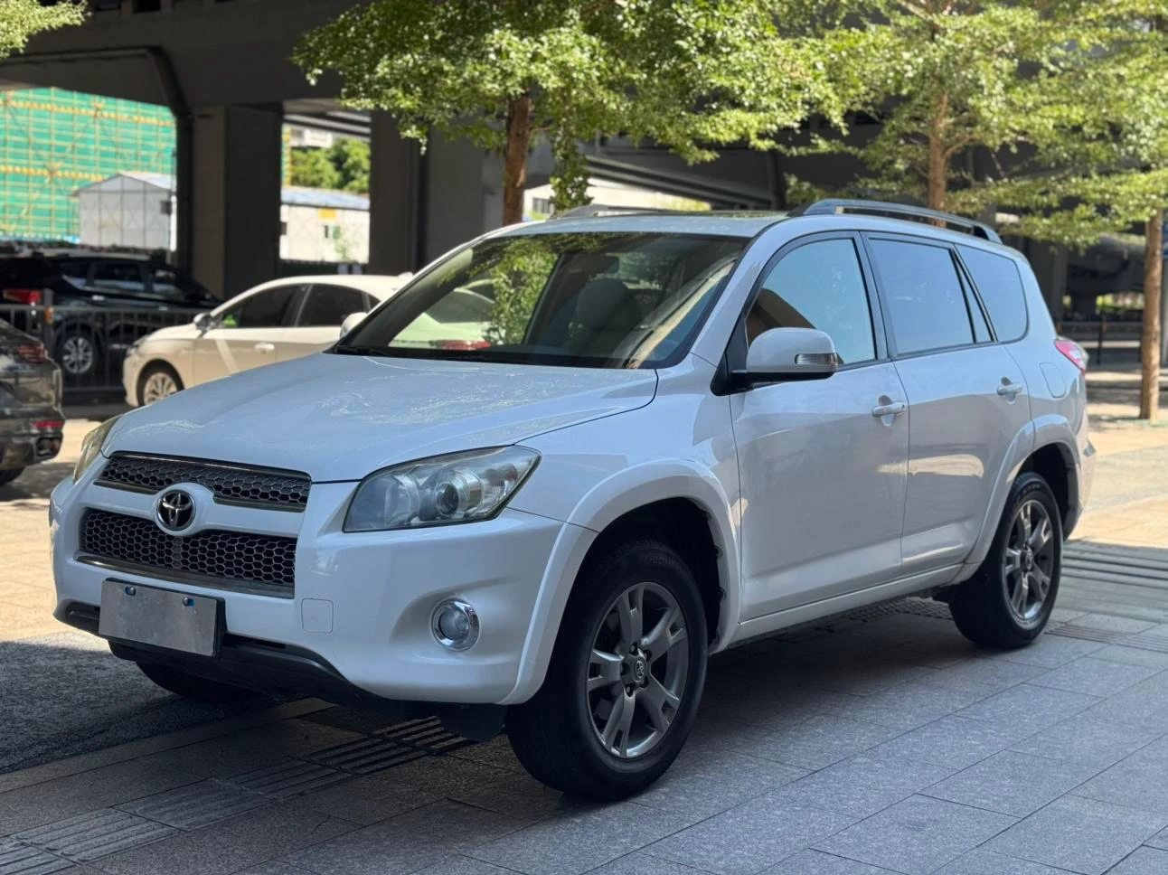 Toyota RAV4 Rongfang