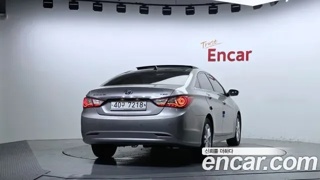 Hyundai Sonata YF Sonata, 2009 — фото 4