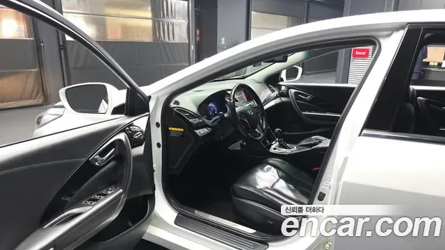 Hyundai Grandeur HG Hybrid, 2014 — фото 10