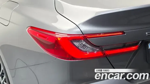 Toyota Camry xv80, 2025 — фото 23