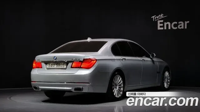 BMW 7-Series F01, 2014 — фото 2