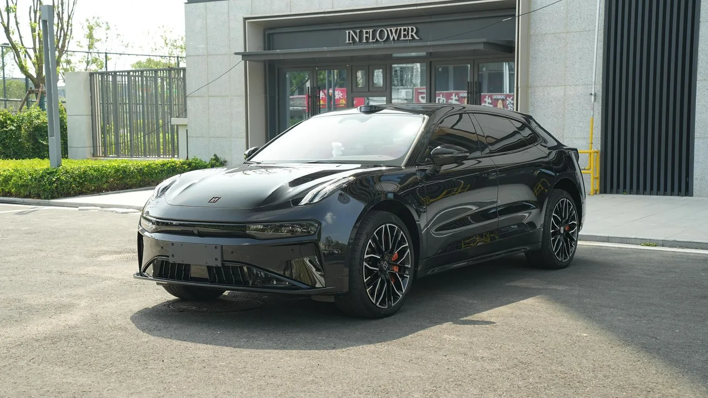 ZEEKR 001