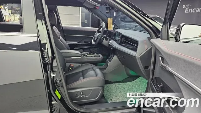 KG_Mobility_Ssangyong Actyon Activian, 2025 — фото 11