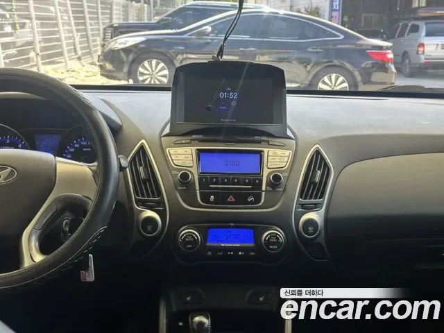 Hyundai Tucson ix, 2010 — фото 13