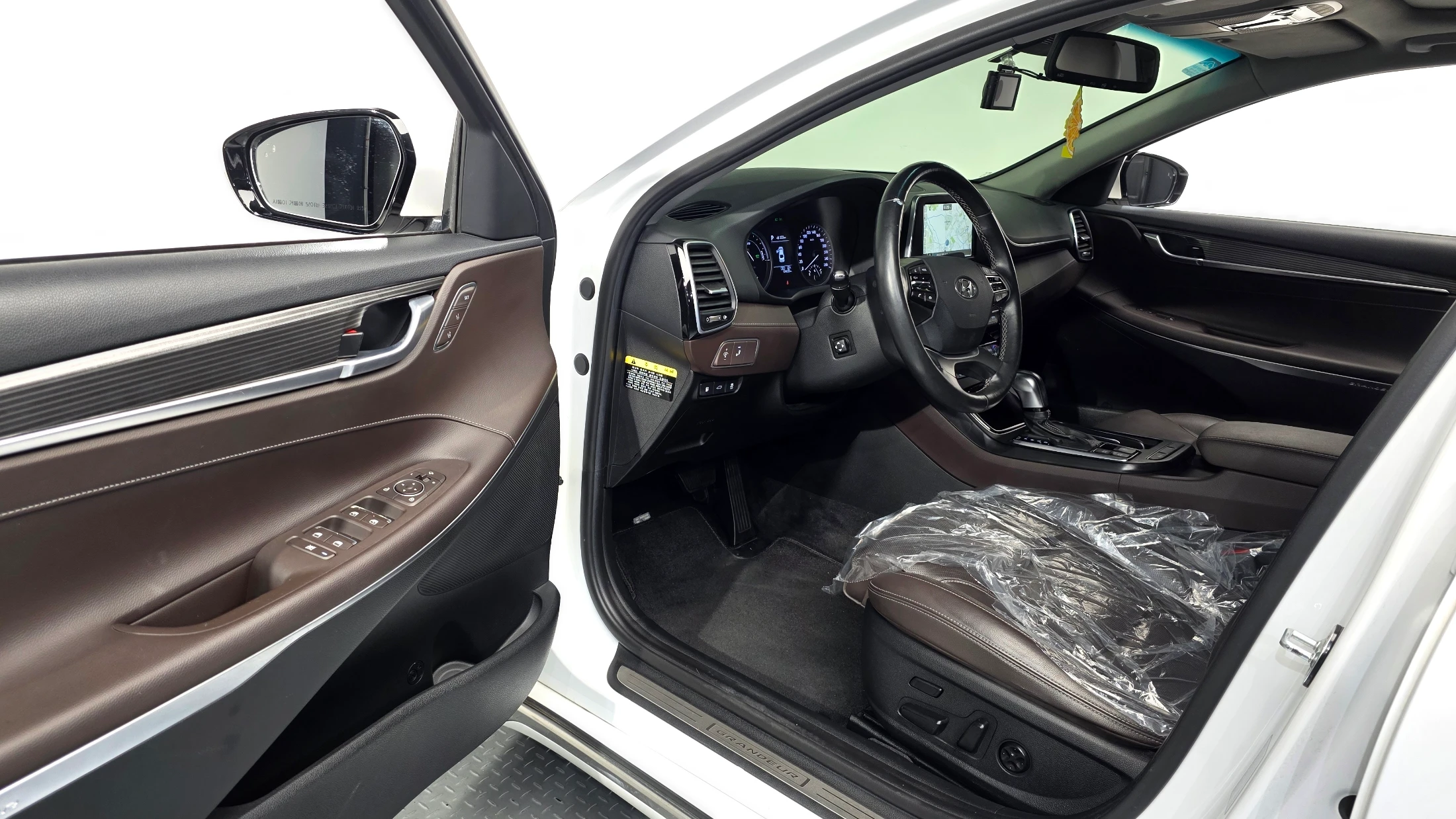 Hyundai Grandeur Ig Hybrid, 2017 — фото 10
