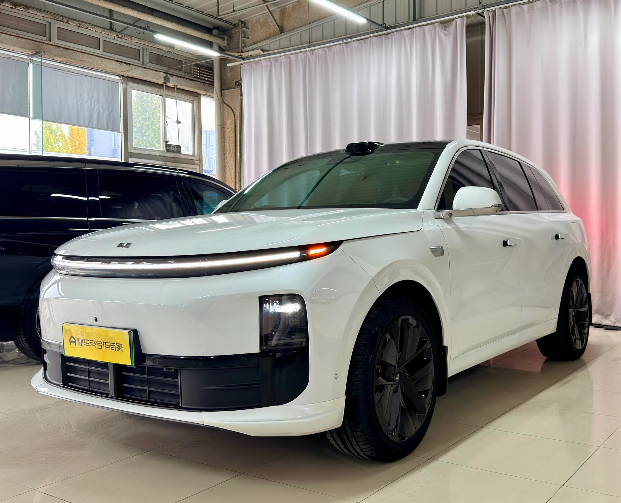 Li Auto Ideal L6