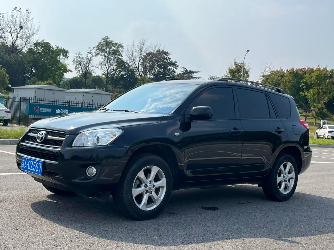 Toyota RAV4 Rongfang