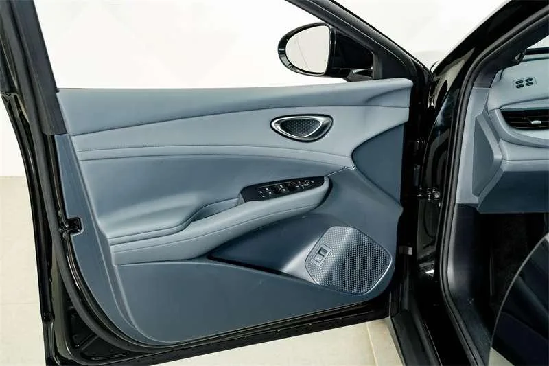 BYD Seal 06GT, 2026 — фото 17