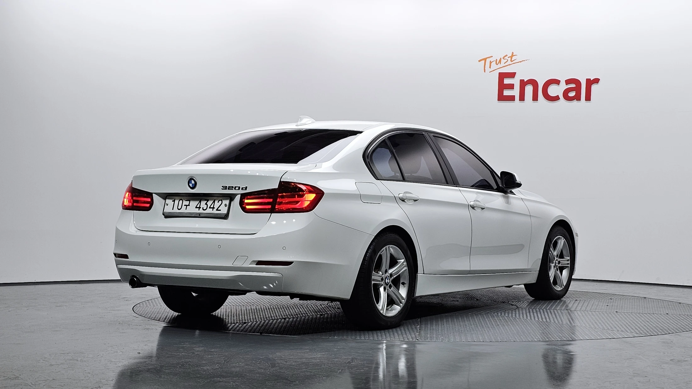 BMW 3-Series F30, 2013 — фото 2