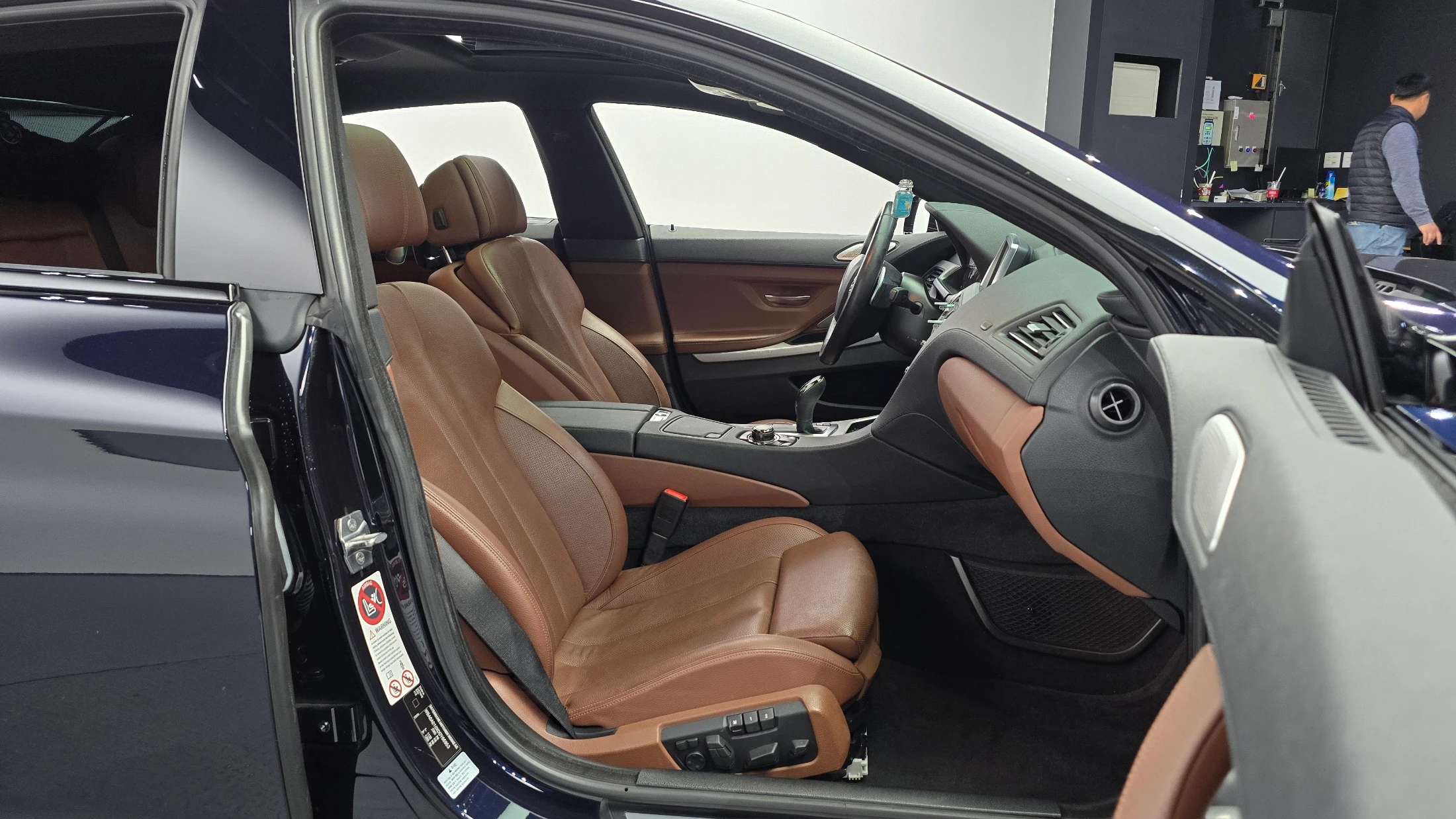 BMW 6-Series F12, 2013 — фото 10