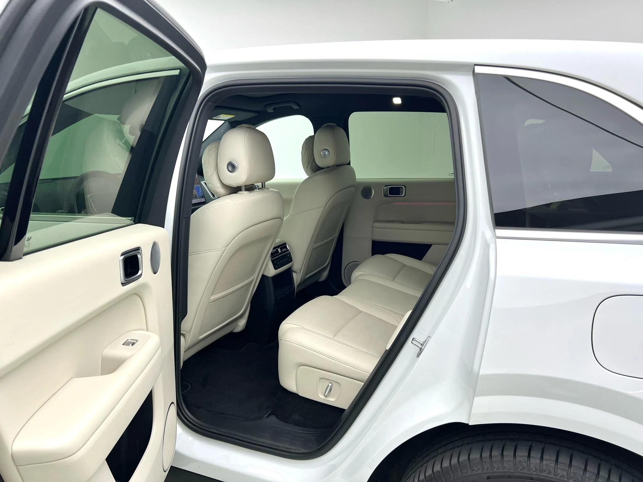 Li Auto Ideal L6, 2025 — фото 13