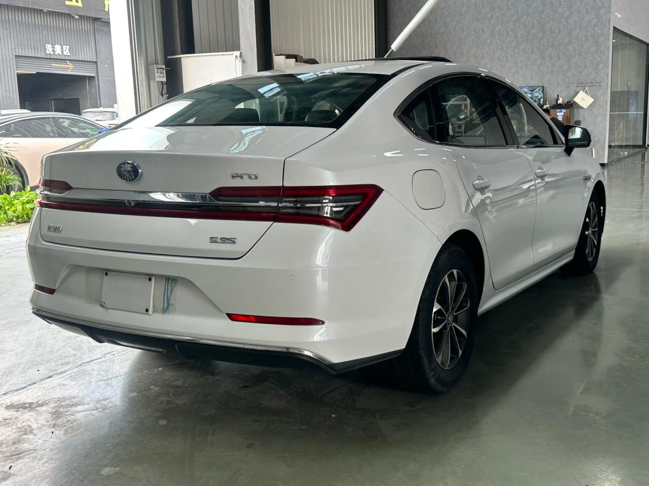 BYD Qin Pro DM, 2019 — фото 7