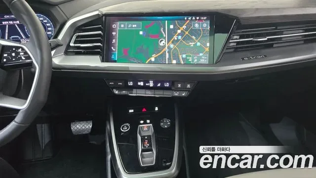 Audi Q4 E-Tron F4, 2025 — фото 13