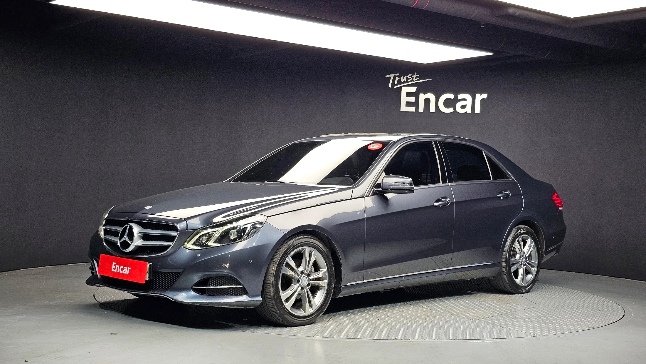 Mercedes-Benz E-Class W212