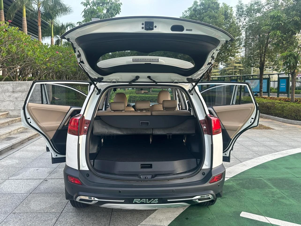 Toyota RAV4 Rongfang, 2013 — фото 16
