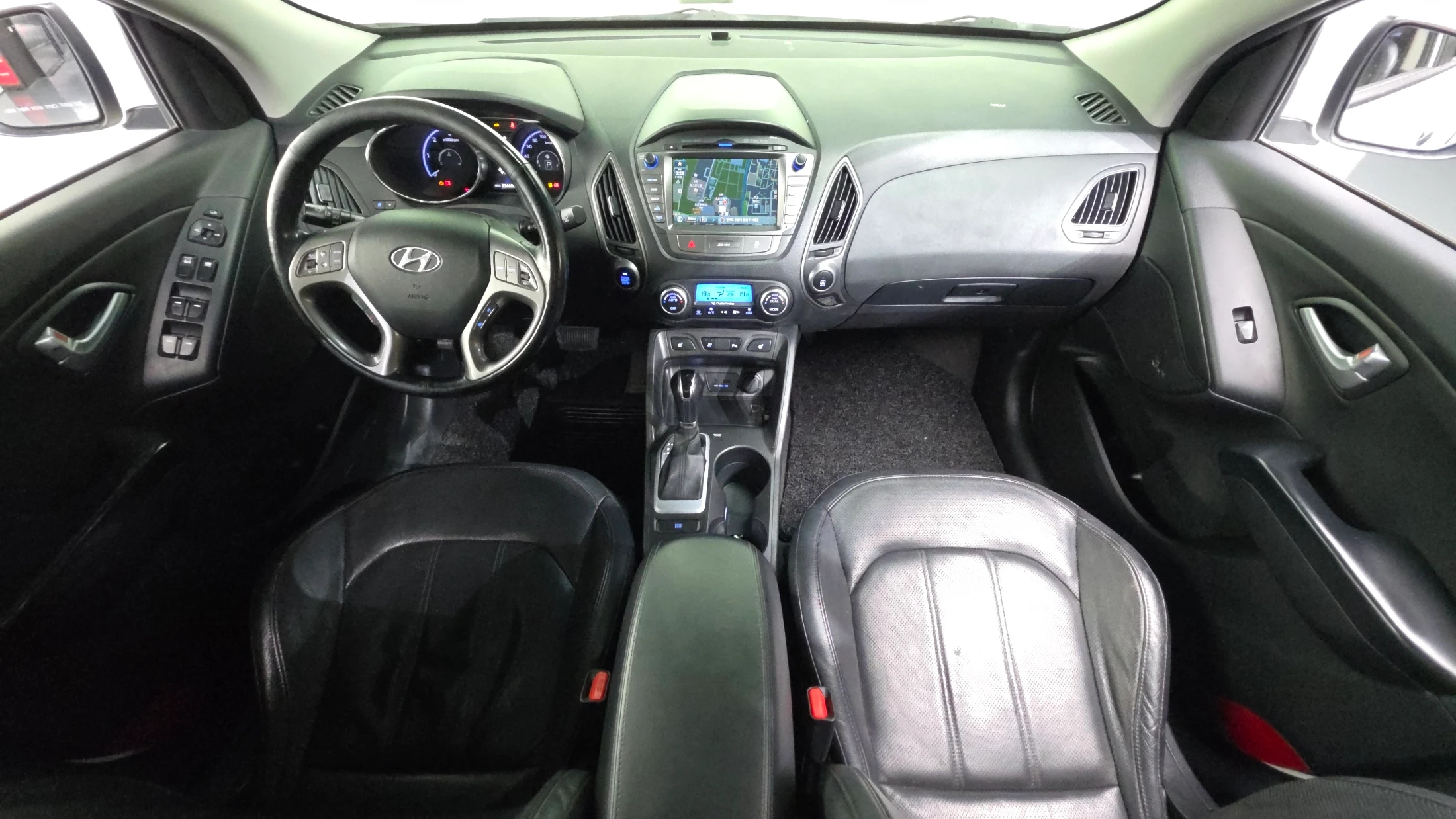 Hyundai Tucson ix, 2013 — фото 7