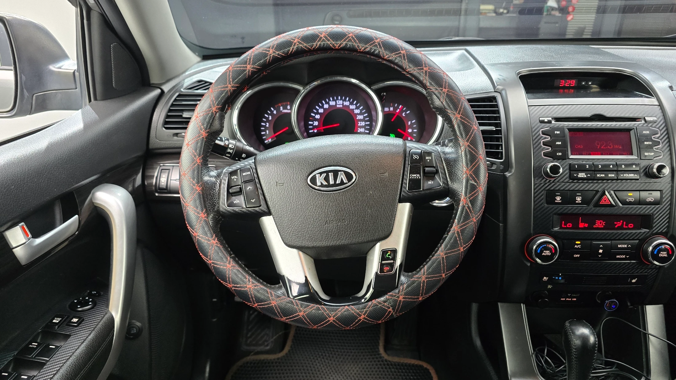 Kia Sorento, 2011 — фото 13