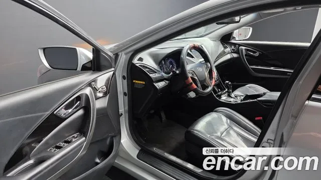 Hyundai Grandeur HG, 2012 — фото 10