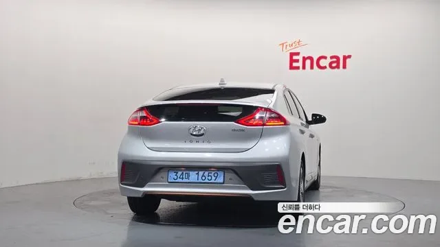Hyundai Ioniq Ionic Electric, 2018 — фото 4