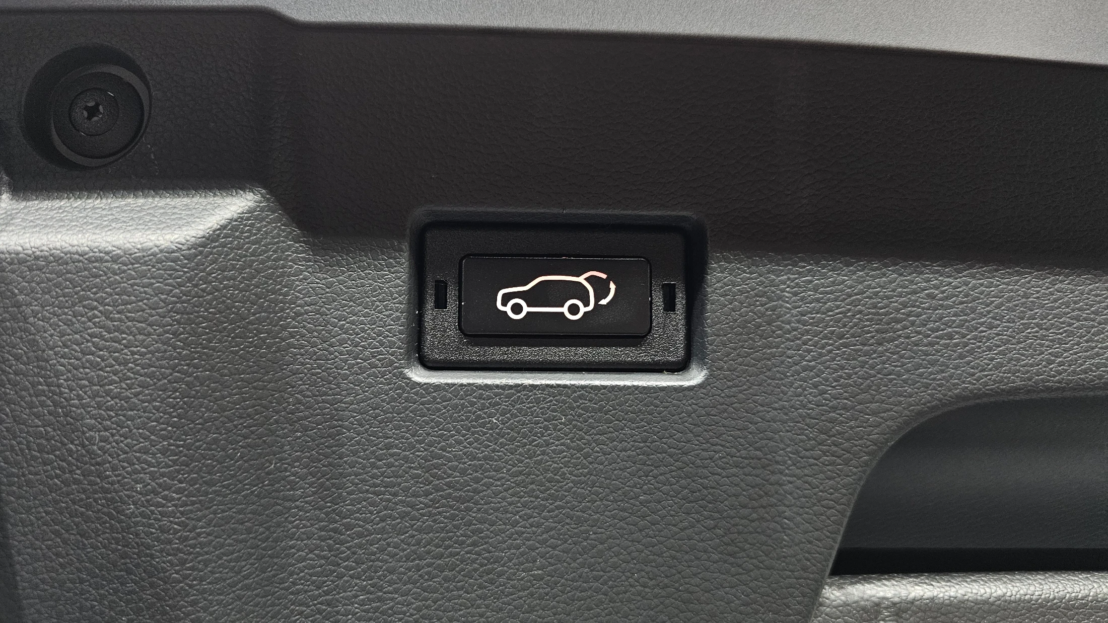 KG_Mobility_Ssangyong Actyon Activian, 2025 — фото 34