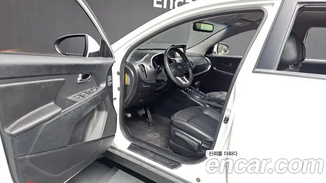 Kia Sportage, 2011 — фото 10