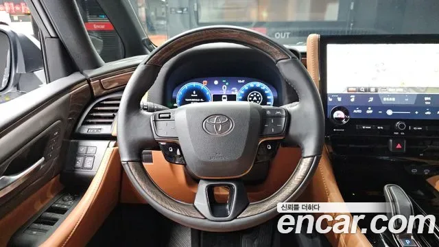 Toyota Alphard Alpad, 2025 — фото 13