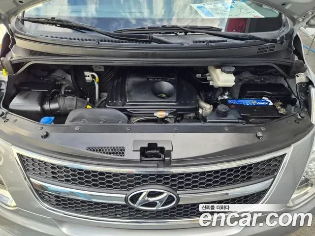 Hyundai Starex Grand Starex, 2012 — фото 20