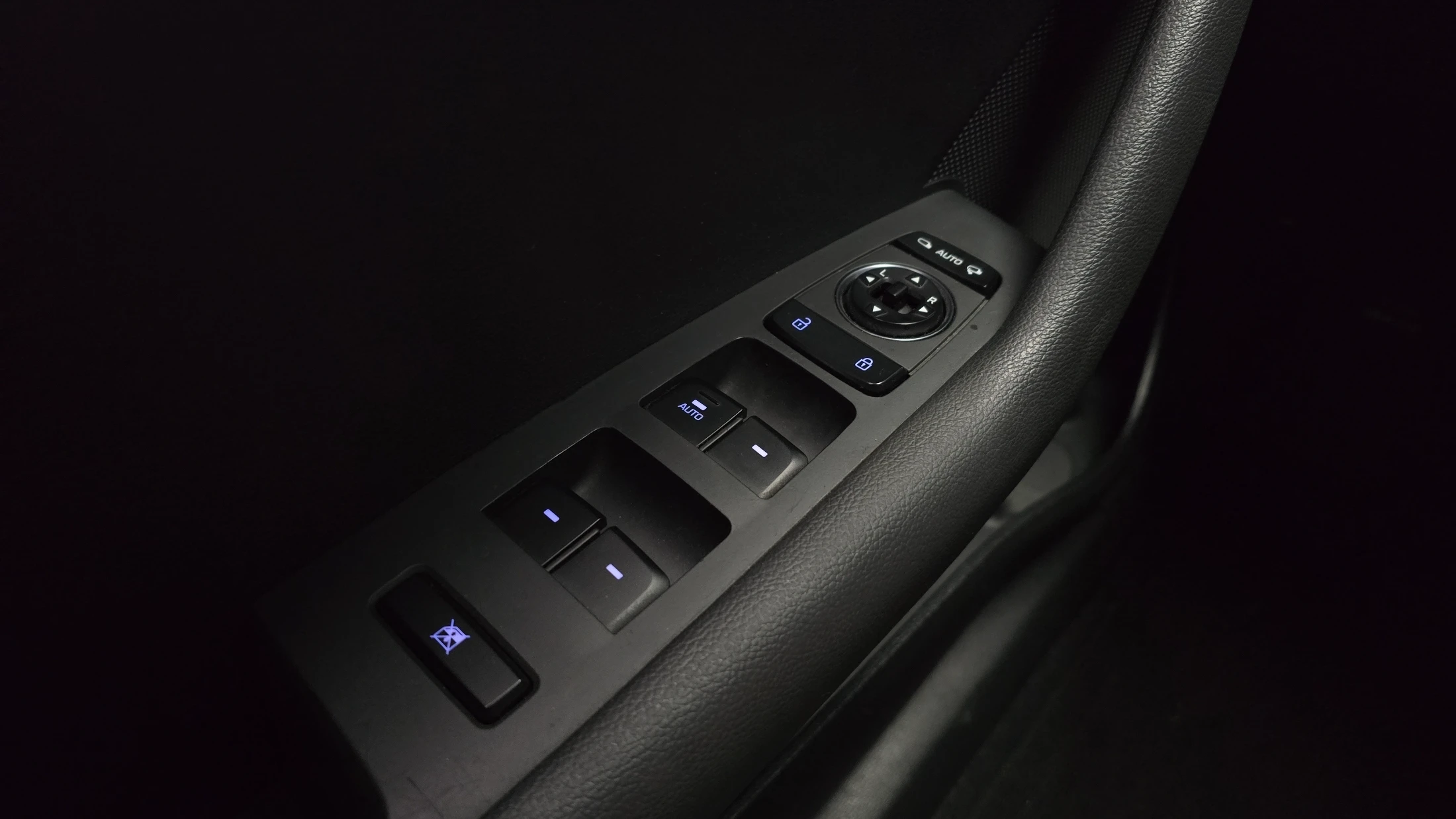 Hyundai Sonata LF Sonata, 2014 — фото 17