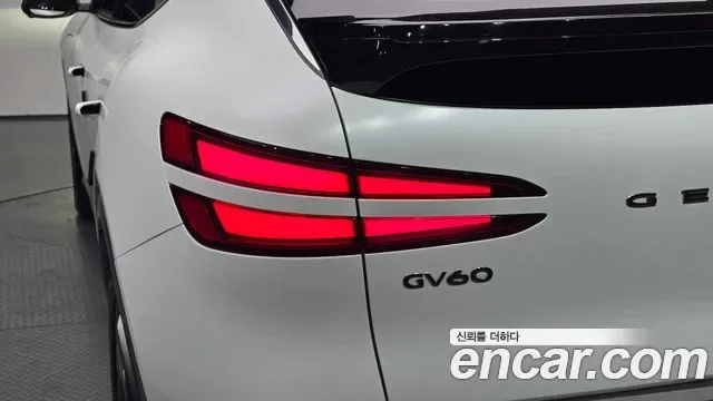 Genesis Gv60, 2022 — фото 23