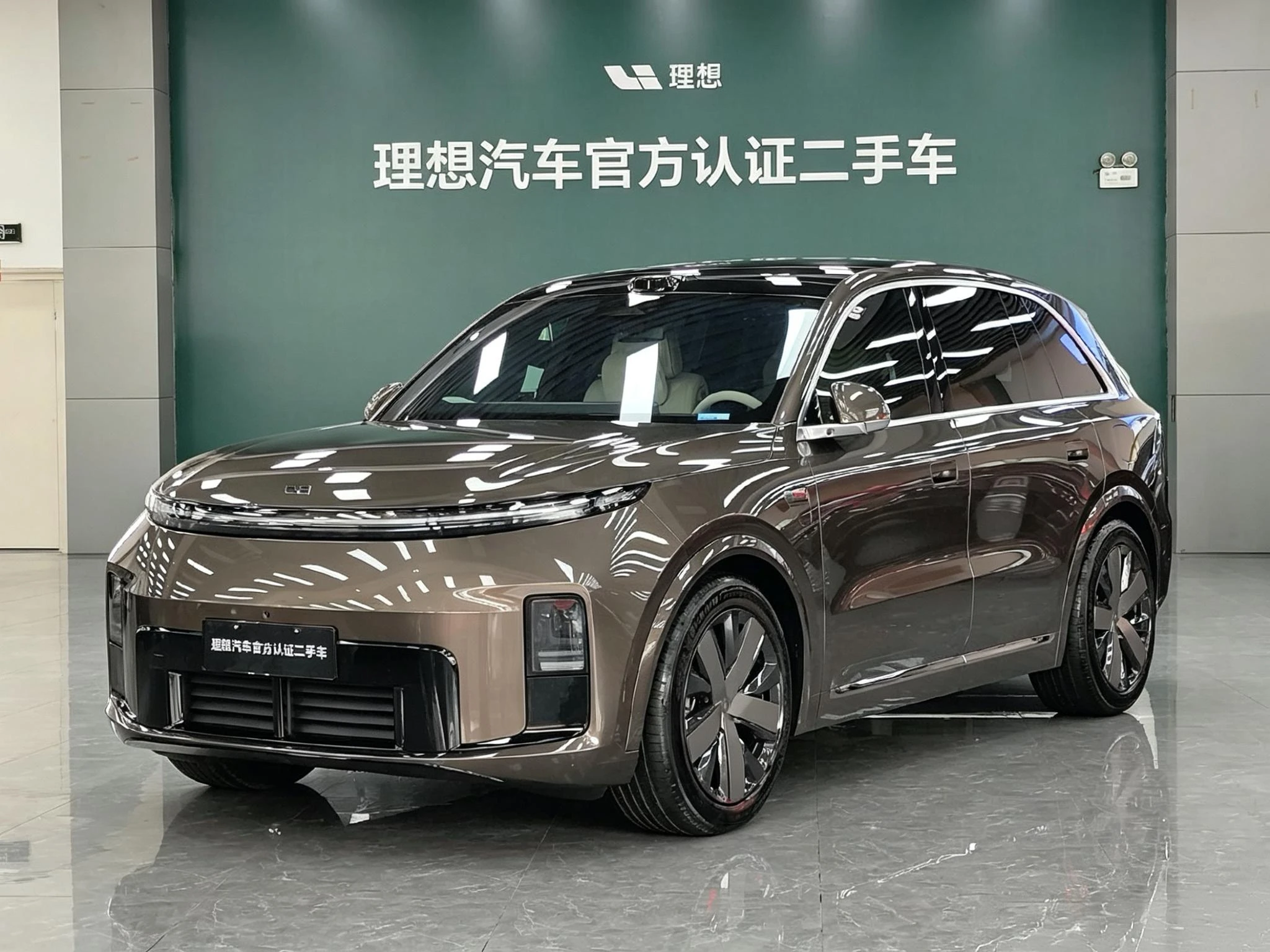 Li Auto Ideal L8